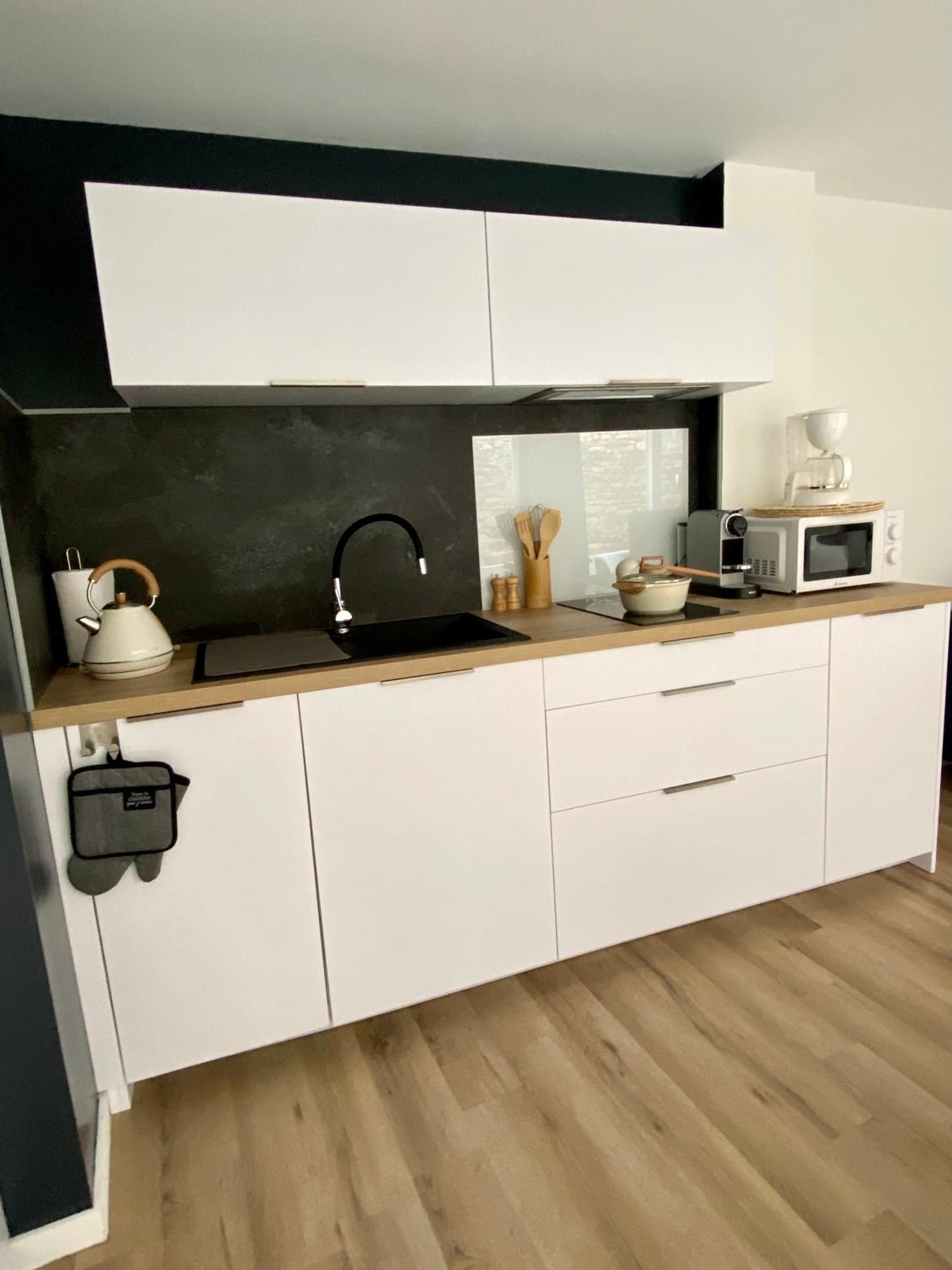 Ty Guenhael Petite Maisonnette Avec Exterieur Intra-Muros Proche Port De 瓦讷 外观 照片